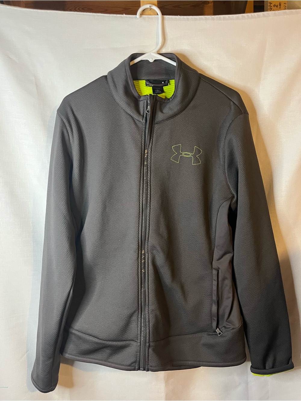 Under Armour Men's Charcoal Gray Performance Jacket with Neon Yellow Accents